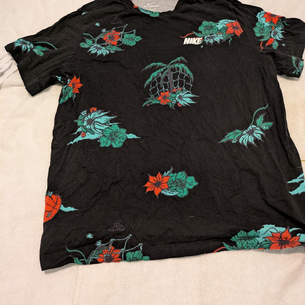 Nike Men's Black Floral Shirt